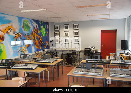 empty music classroom at school in holland efhjdf
